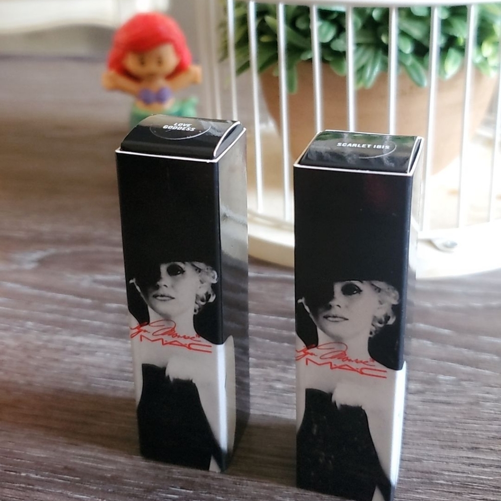 M•A•C Marilyn Monroe Lipstick